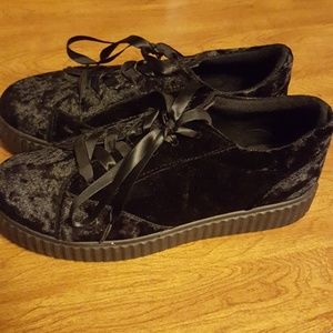 Black velvet sneakers